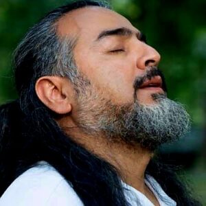 دانلود آهنگ پرواز همای اﻳﺮان ای اﻳﺮان ﻧﺎﻣﺖ ﺟﺎوﻳﺪان